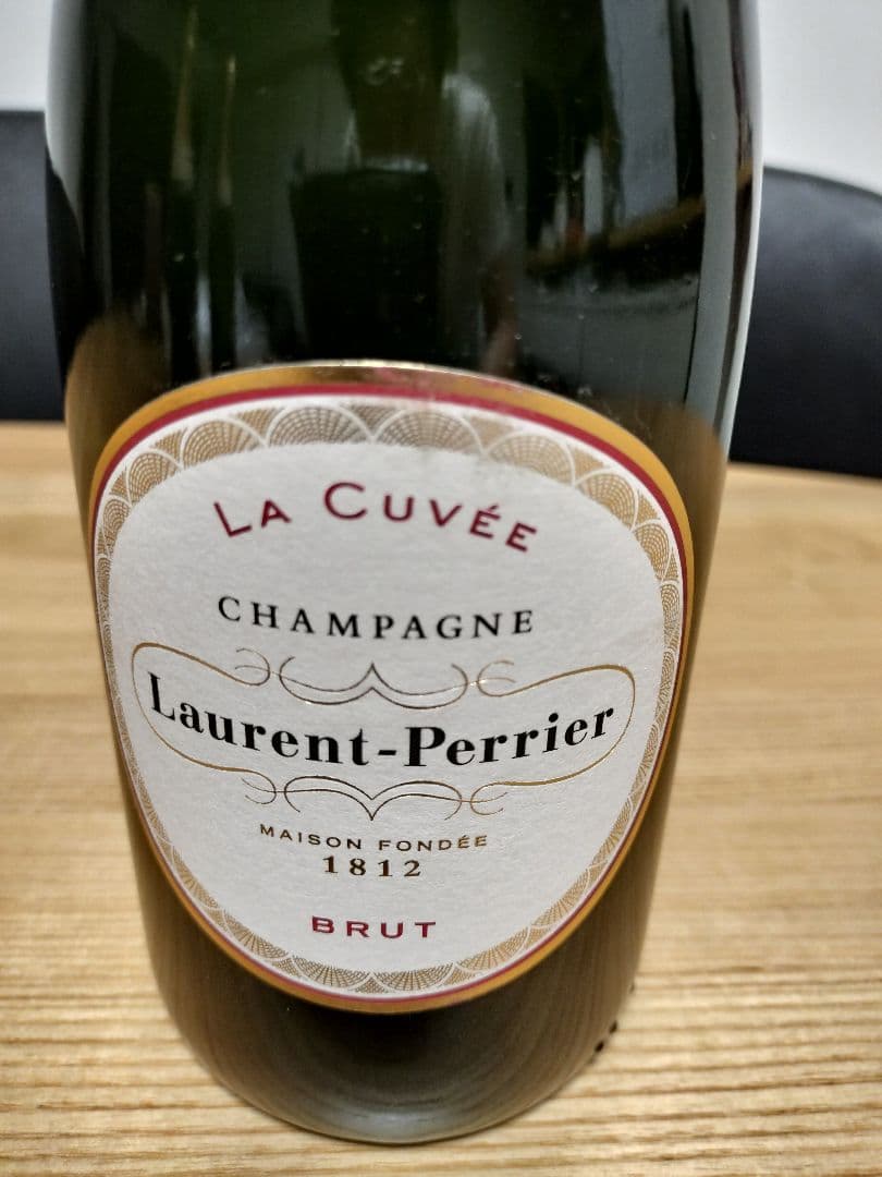 【新品未開封】ローラン ・ ペリエ ラ ・ キュベ シャンパン750ml×4本