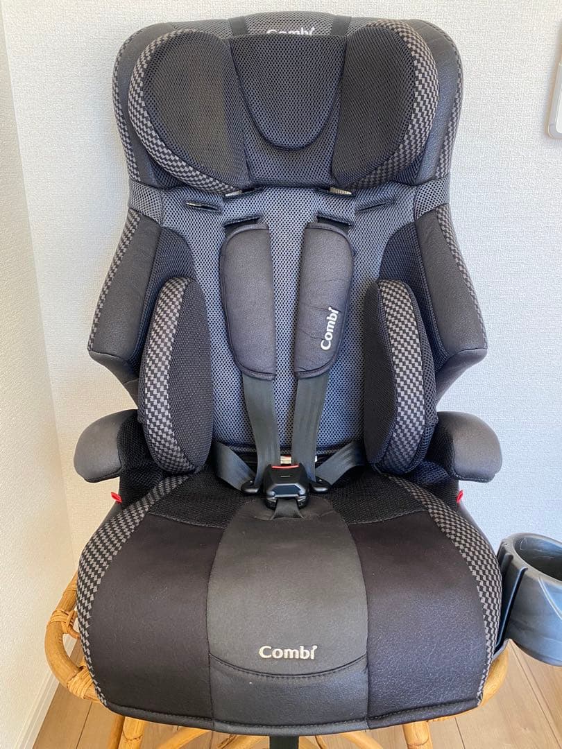 コンビ　ジョイトリップ エッグショック GGチャイルドシート・ジュニアシート