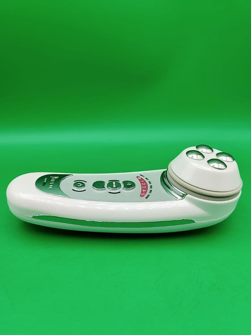 値下げしました♪セルキュア　4Tプラス　美顔器