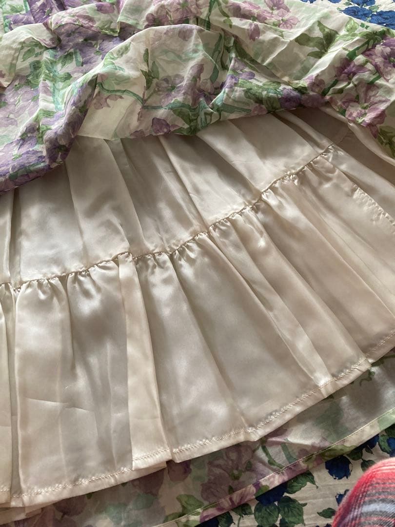 ジェーンマープル　Clematis garden スカート