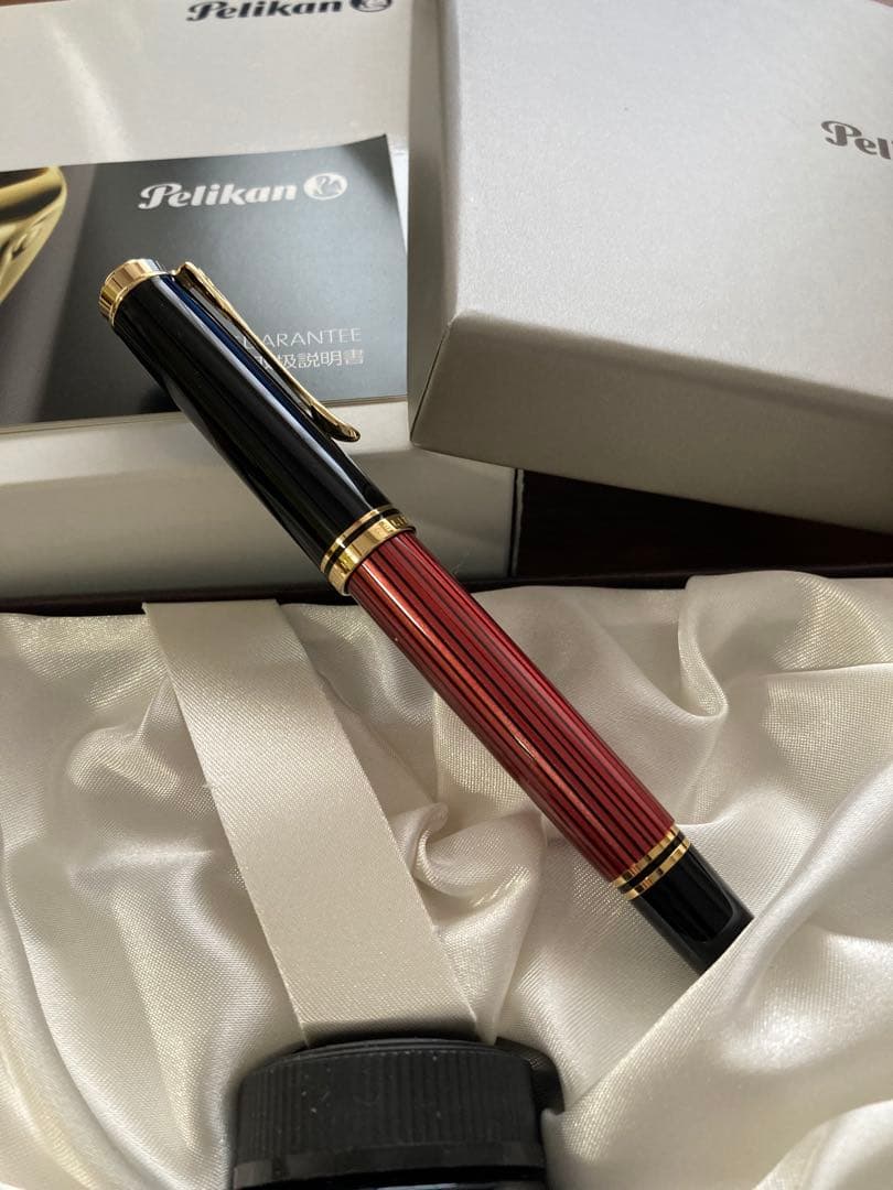 Pelikan スーべレーン万年筆とインクセット