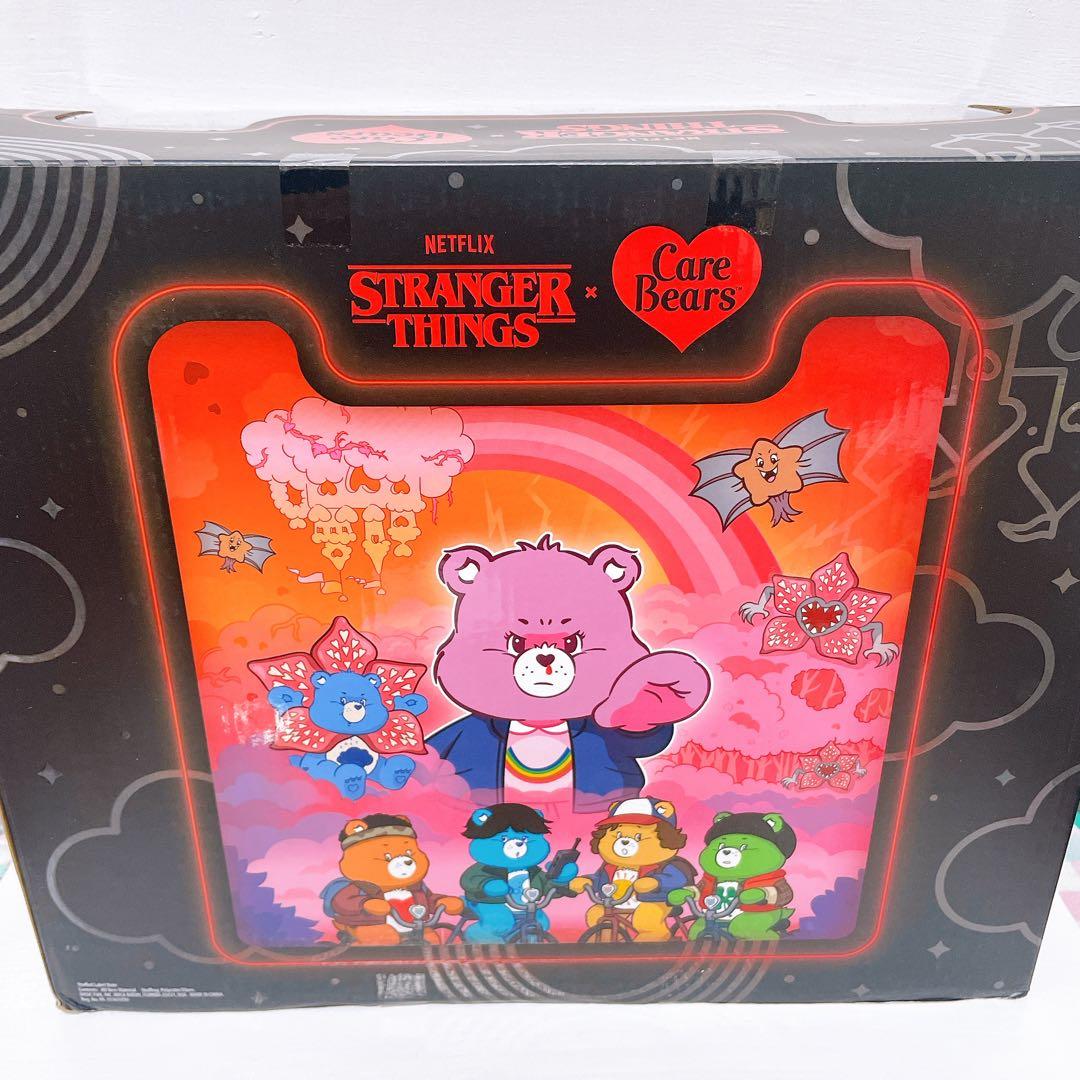 入手困難　ケアベア　ストレンジャーシングス　コラボ　ぬいぐるみ　セット