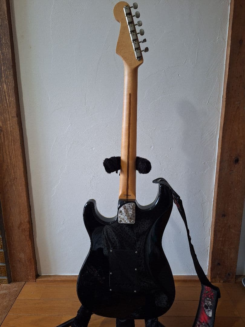 Fender JAPAN フェンダージャパン　ストラトキャスター　黒