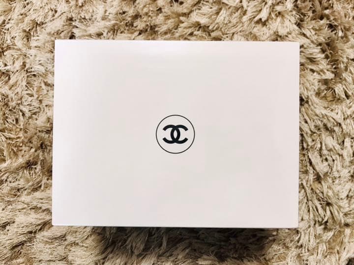 【CHANELシャネル】ブローチ（中古）&コットン（新品）