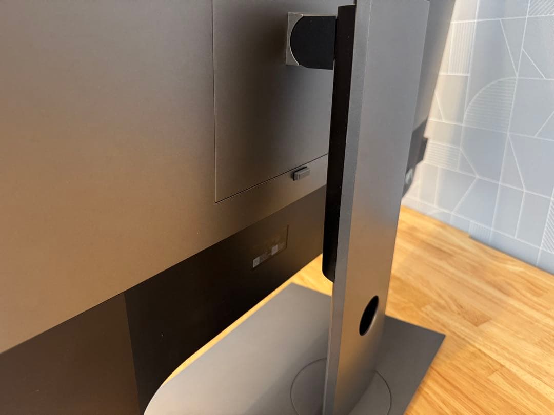 Dell デル U4320Q 42.51インチ 4K 大型モニター