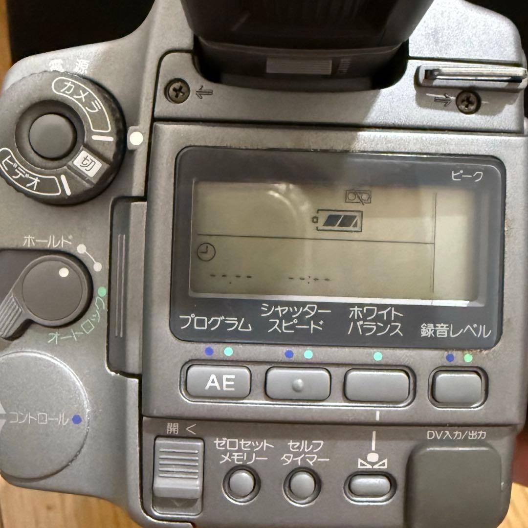 SONY DCR-VX2000 ビデオカメラ 動作品／充電器・バッテリー3個