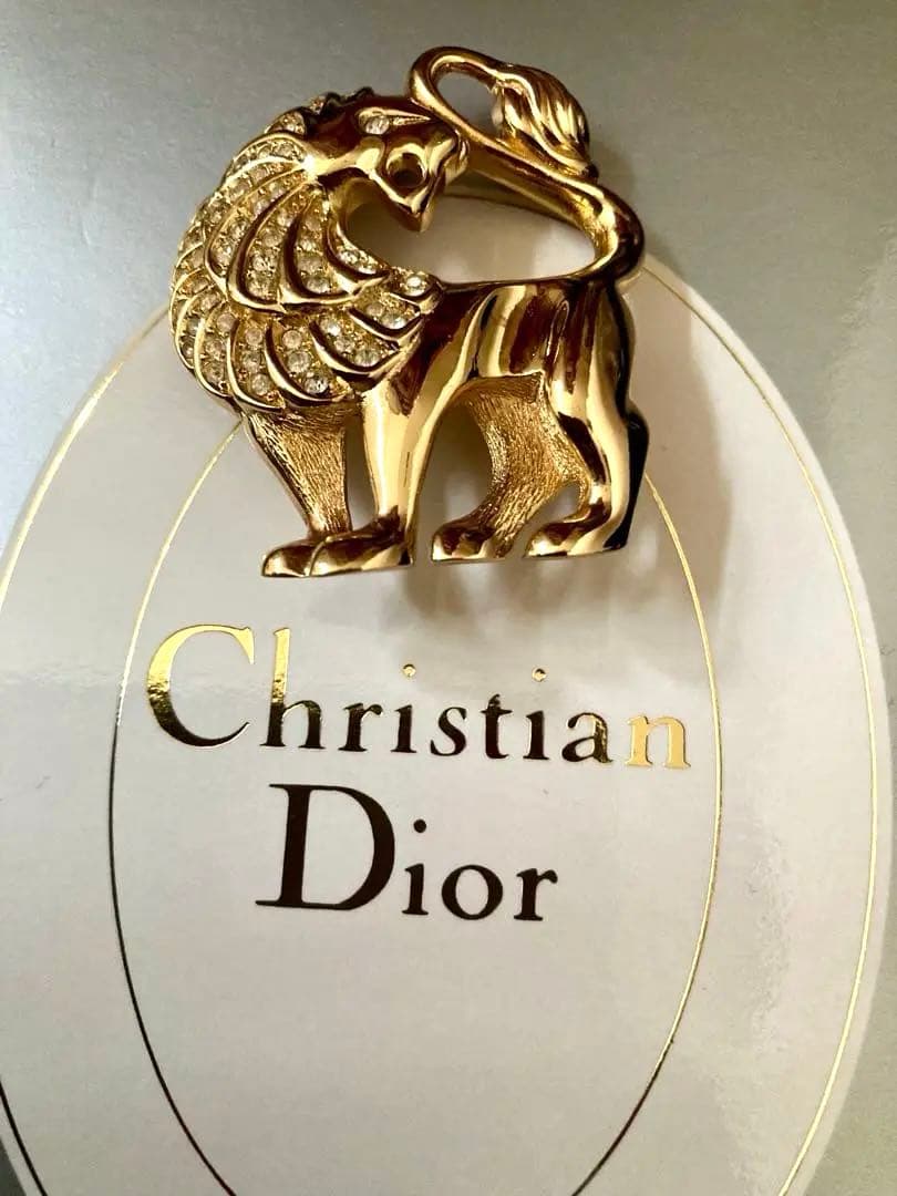 専用◆クリスチャンディオールChristian Diorブローチライオンモチーフ