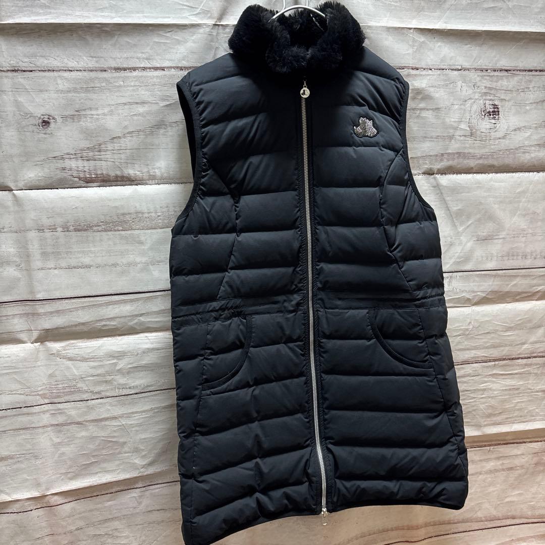 Black&White ファー付き ロングダウンベスト ロゴ スワロ ゴルフ