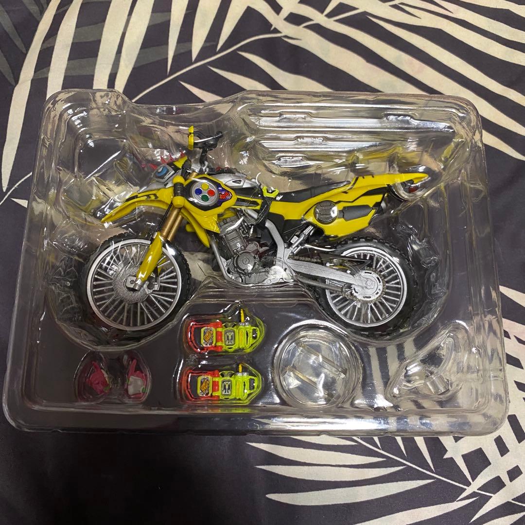 S.H.Figuarts 仮面ライダーレーザー バイクゲーマー Level2