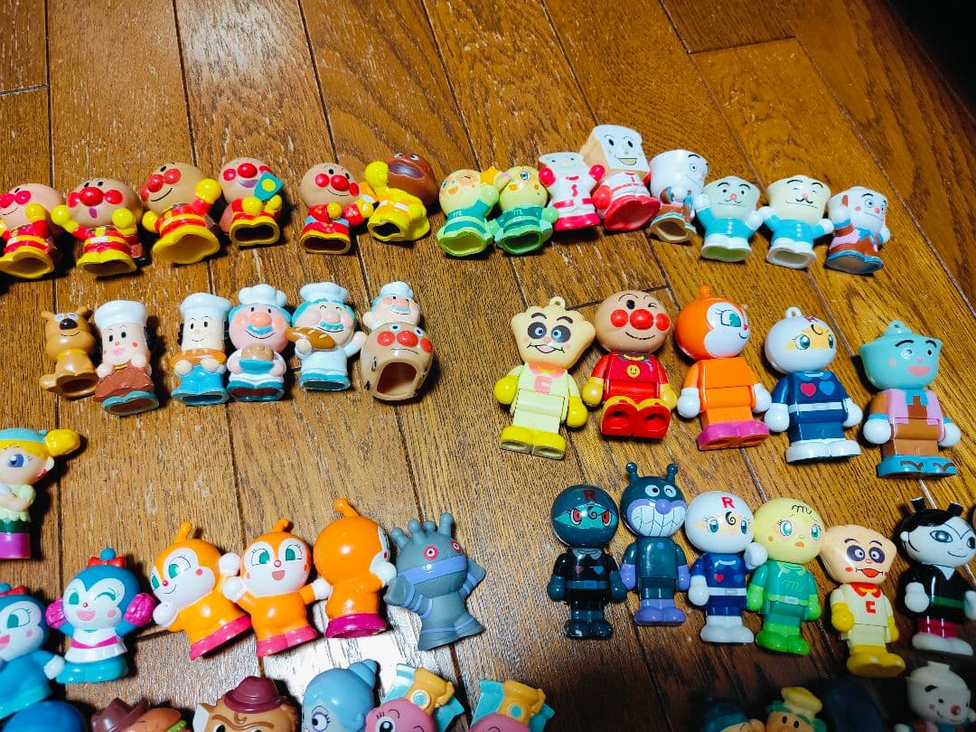 アンパンマン 指人形 フィギュア ミニカー おもちゃ 約100個 まとめ売り