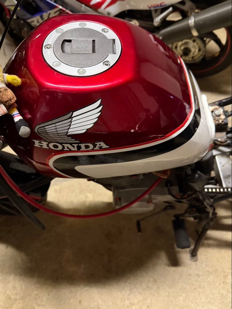 エイプ50 CBX仕様ビックタンク