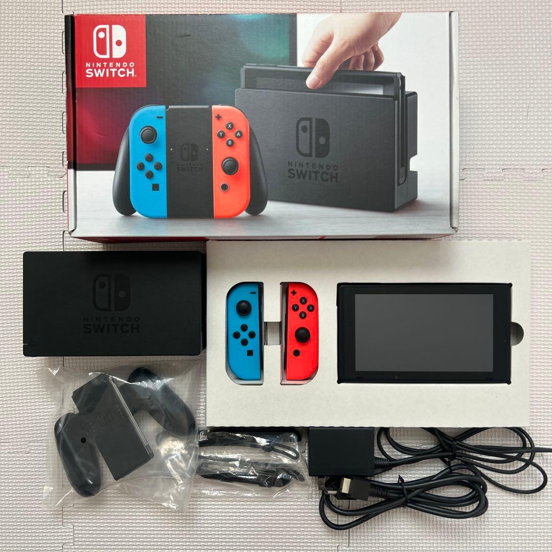 Nintendo 任天堂　switch スイッチ　本体　ジョイコン　付属品