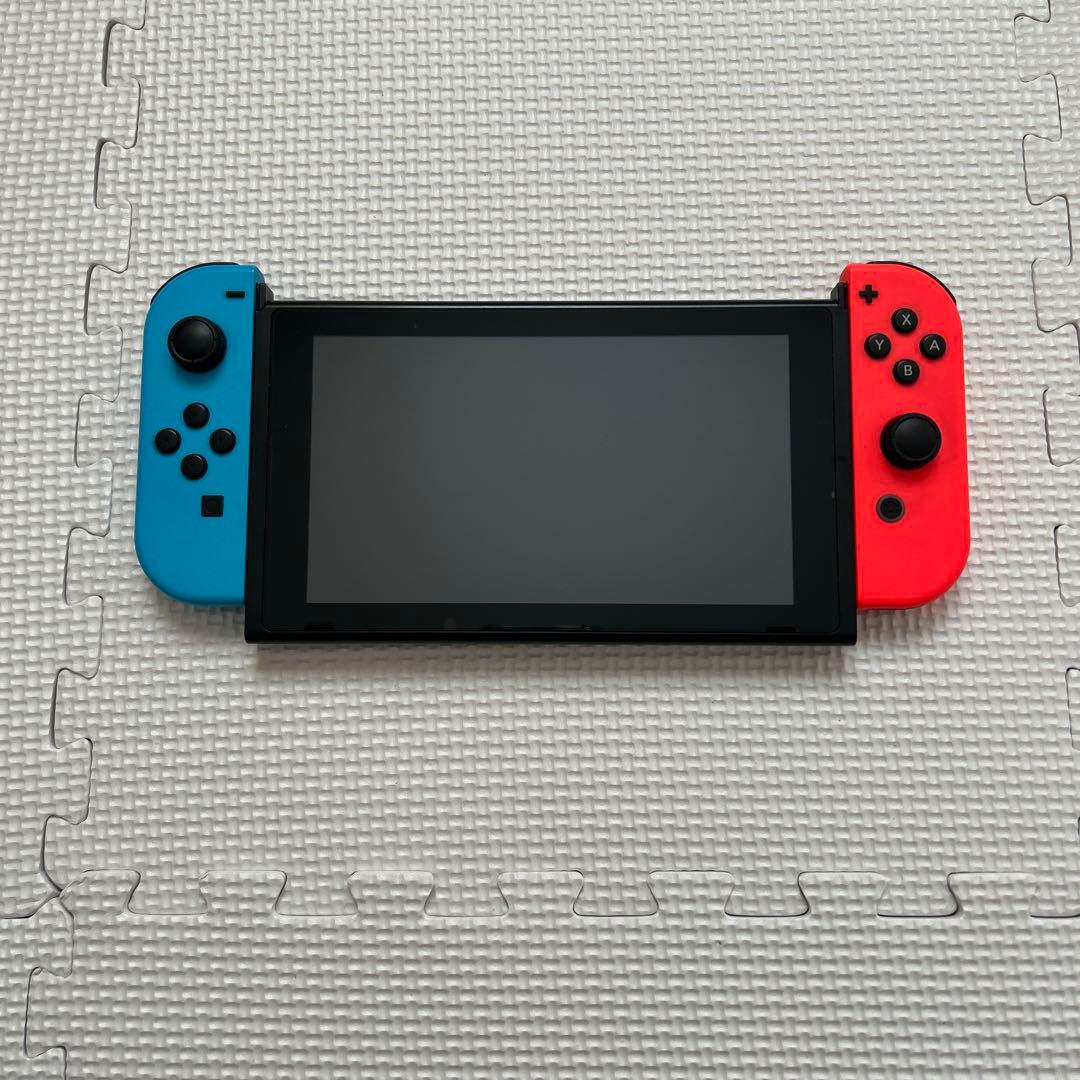 Nintendo 任天堂　switch スイッチ　本体　ジョイコン　付属品