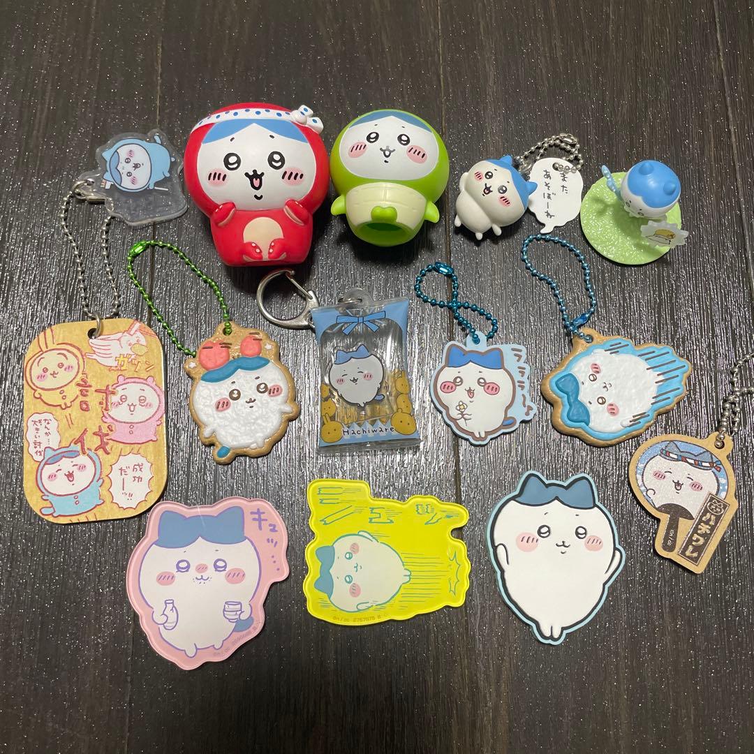 ハチワレ　グッズ　マスコット　缶バッジ　キーホルダー　アクスタ　まとめ売り
