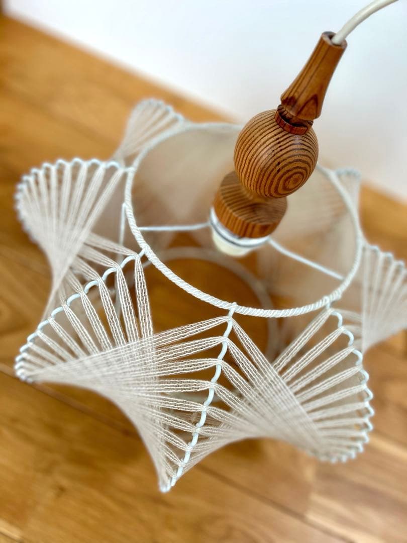 独60年代　EEA Leuchten パイン材と綿糸のヴィンテージ・ペンダント