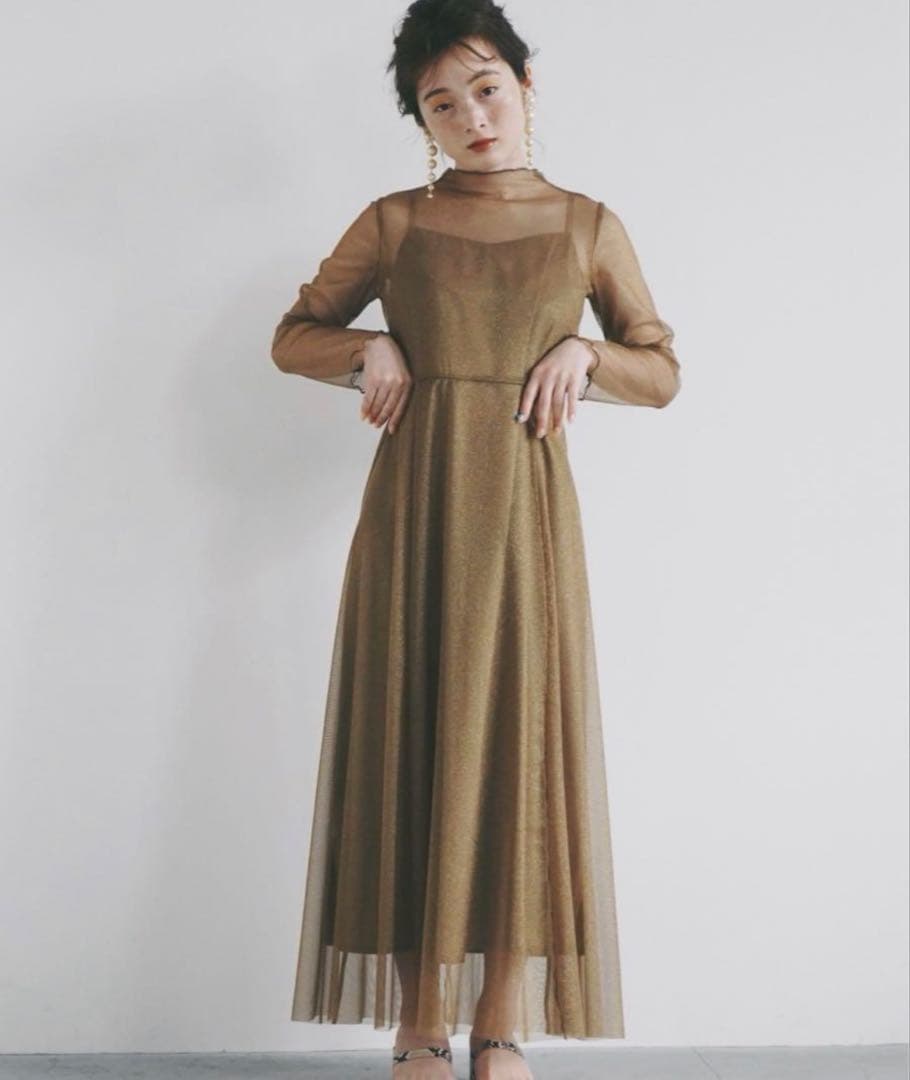 kaene ラメチュールメロウワンピース ゴールド