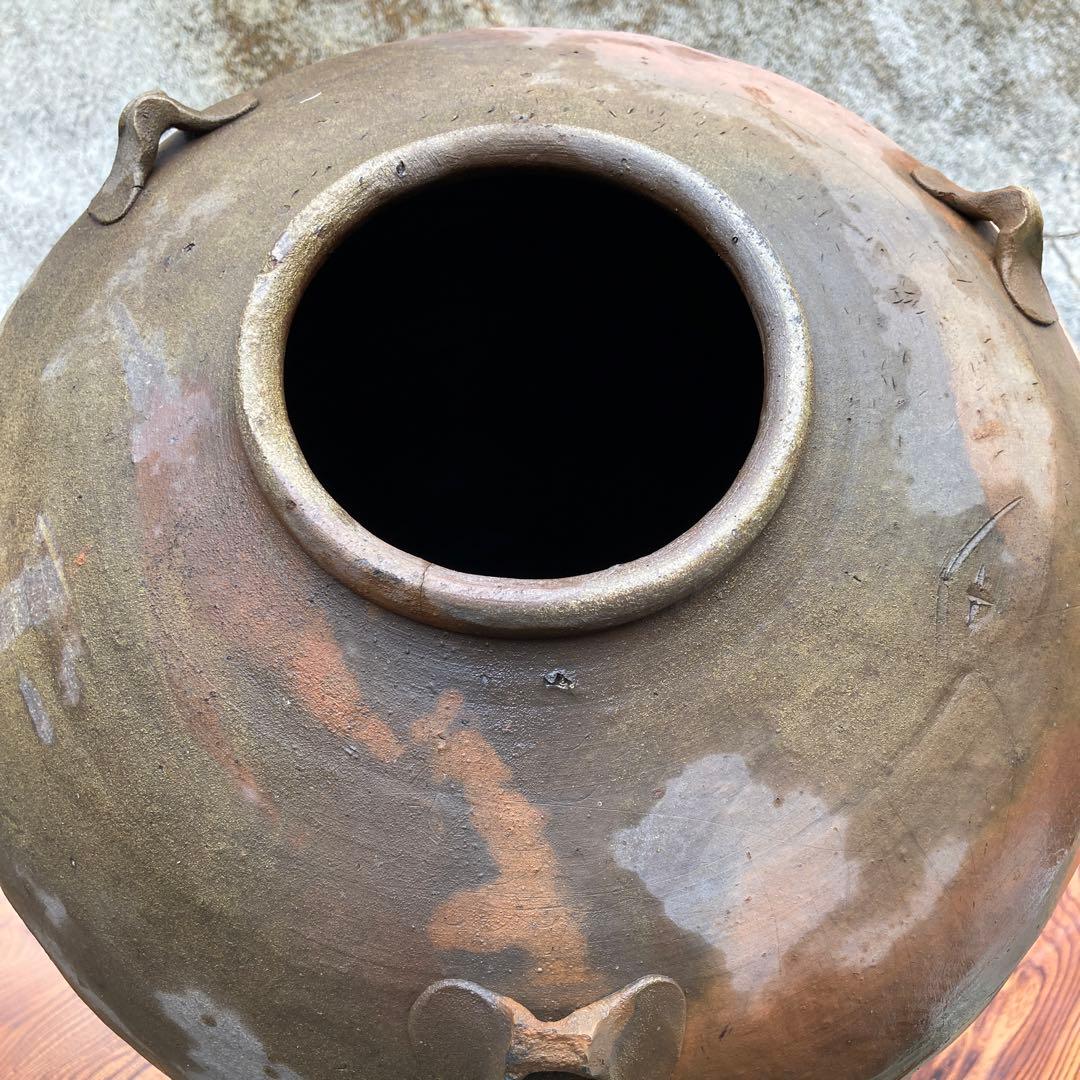旧家蔵出し　かなり大きな壺　年代物