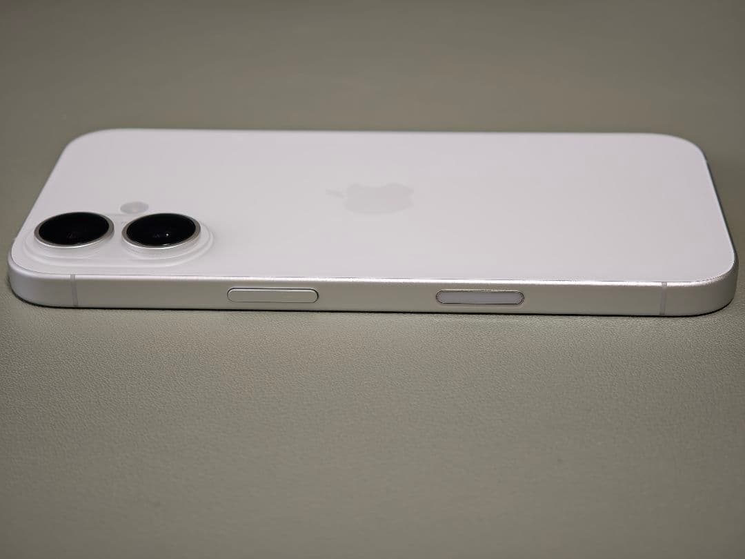 iPhone16,SIMフリー,128GB,バッテリー容量100%