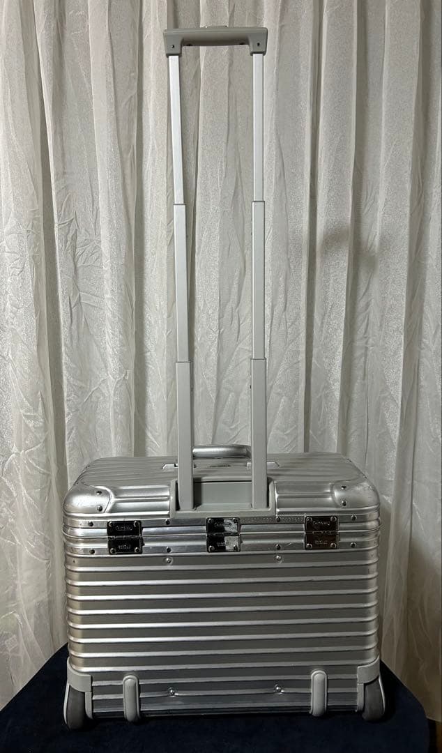 RIMOWA パイロット　トロリー　2輪　カナダ製
