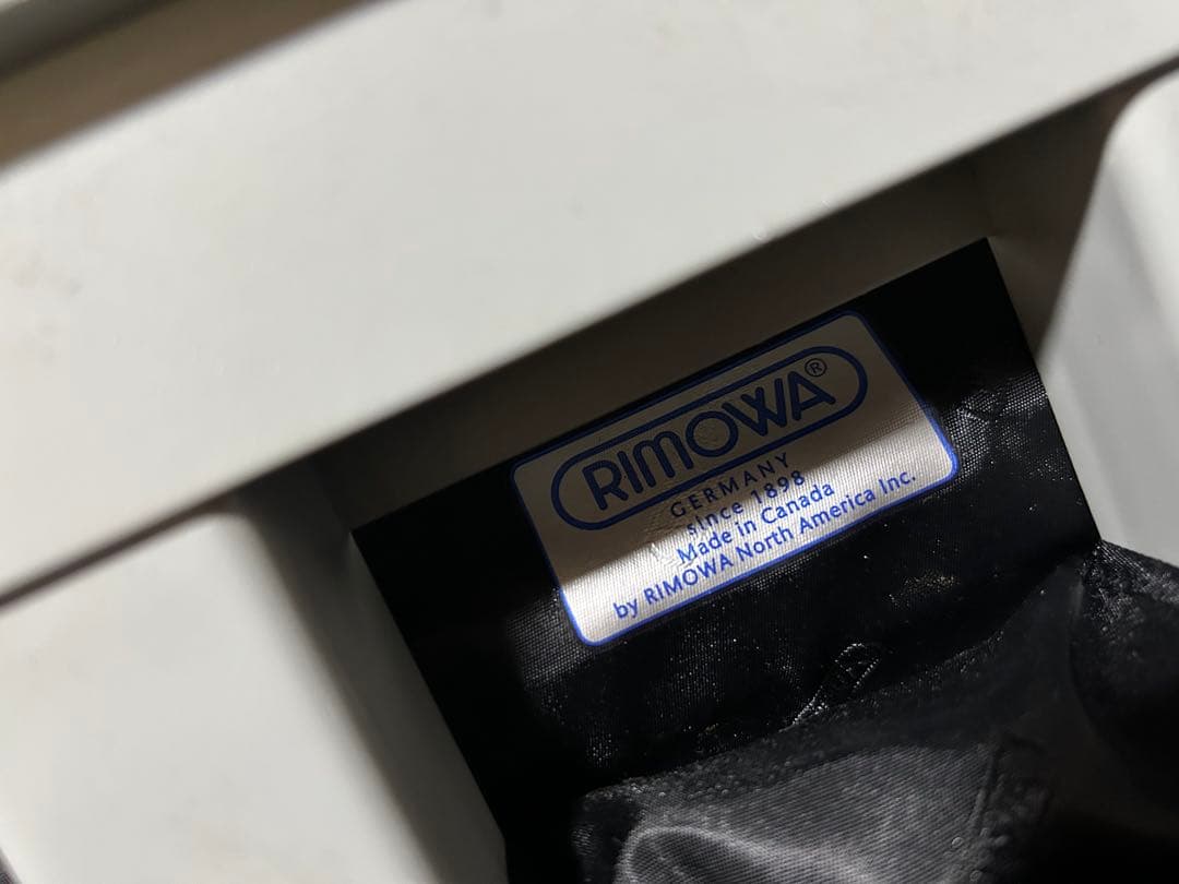 RIMOWA パイロット　トロリー　2輪　カナダ製