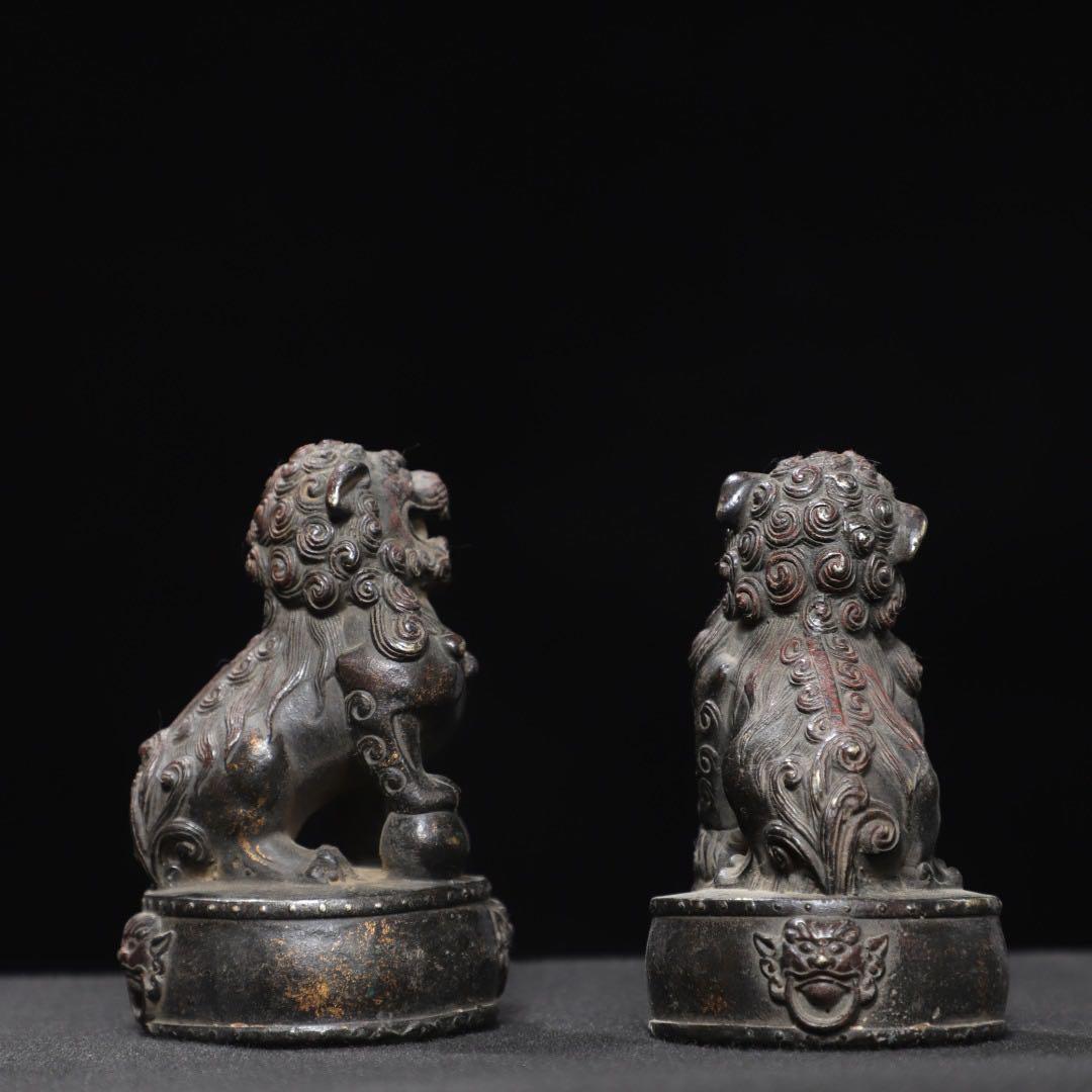 銅製　獅子像 2体セット　魔除け・守護・権威　文鎮　　　　　　置物