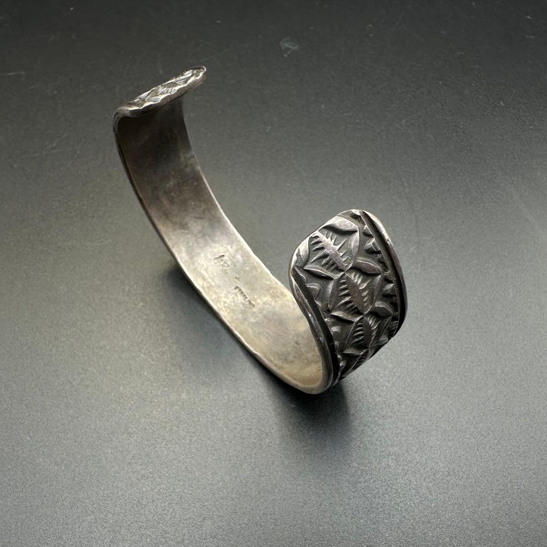 Navajo Gary Reeves ゲーリーリーブス　スタンプワーク バングル