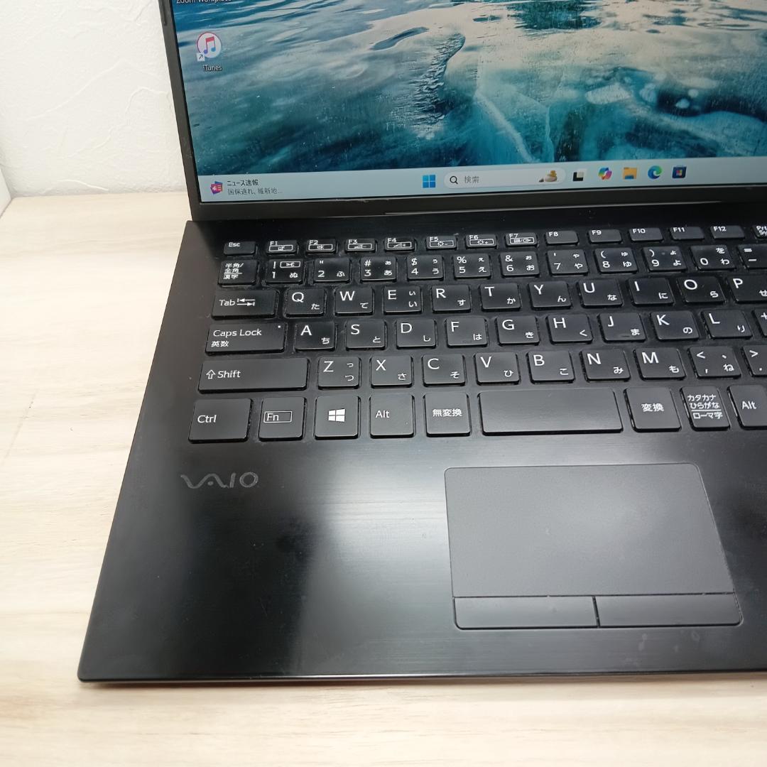 【安心の30日間保障】　VAIO 14型ノートパソコン　　第8世代Core i7
