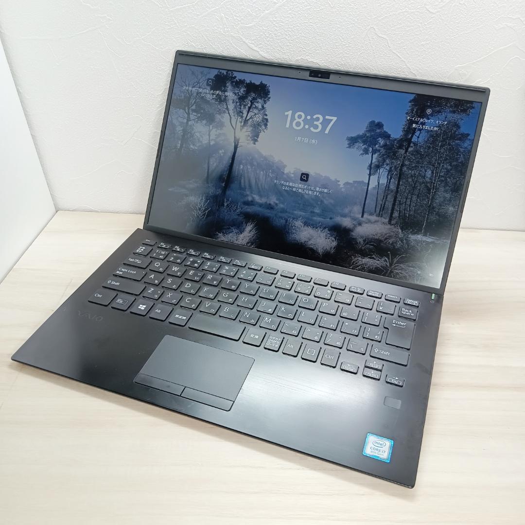 【安心の30日間保障】　VAIO 14型ノートパソコン　　第8世代Core i7