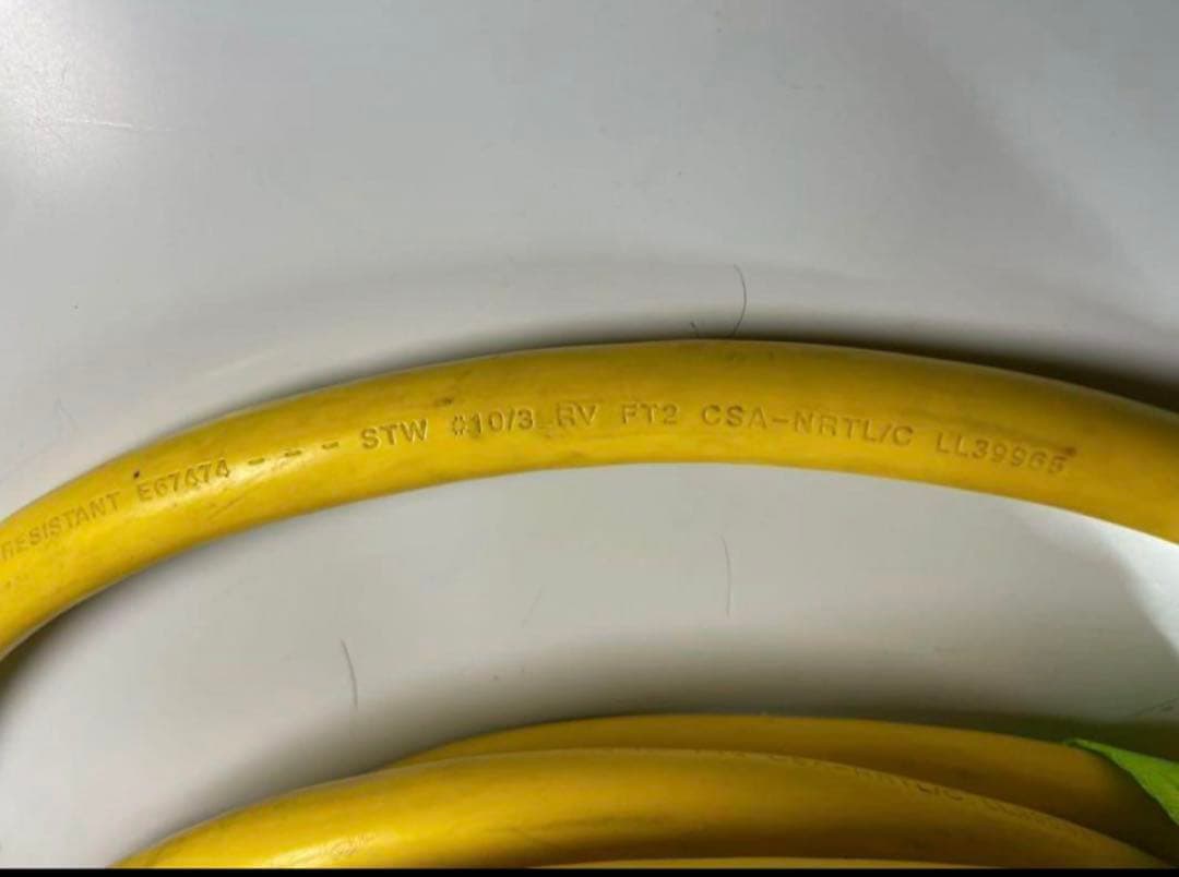 Marinco EEL 陸上電源ケーブル(30A125V - メルカリ)