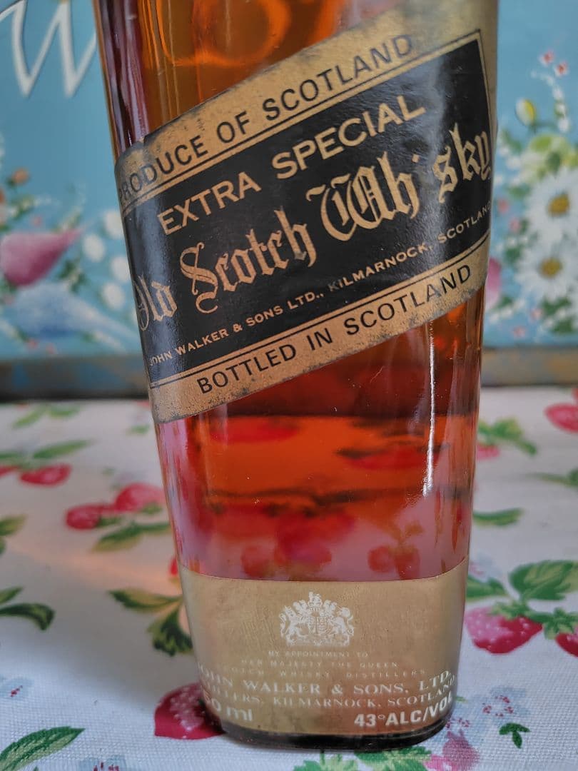 未開封　ジョニーウォーカー ブラック　金キャップ 白紋章　黒ラベル　古酒　希少