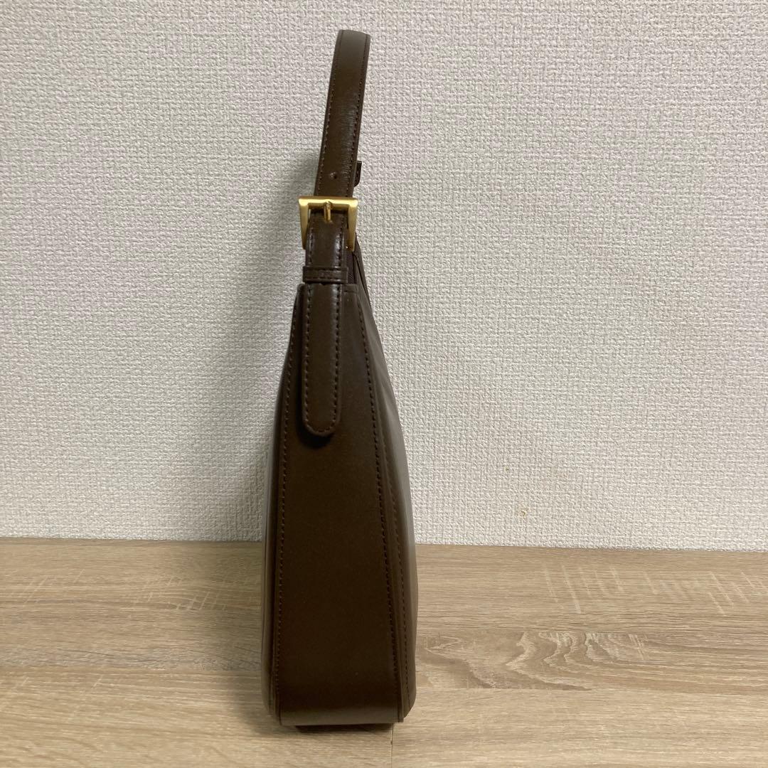 【未使用品】キタムラ　セミショルダーバッグ　チョコ