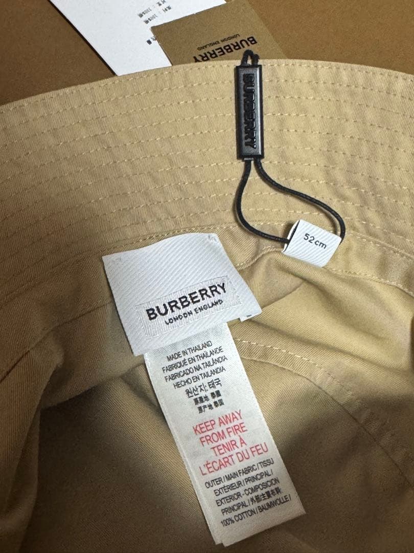 BURBERRY ベージュチェックハット 52cm
