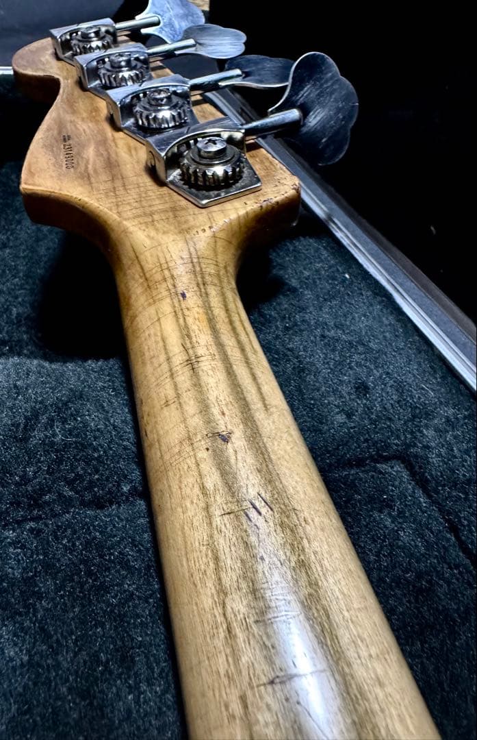 ベース Fender USA American Jazz Bass nitro