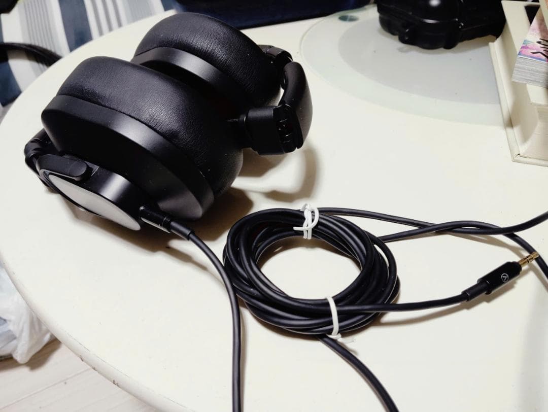 ヘッドホン Austrian Audio Hi-X20