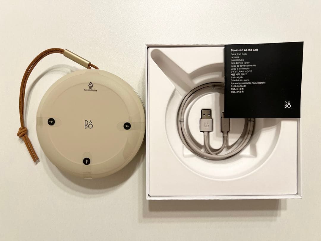 【新品同様】Beosound A1 2nd Gen GoldTone