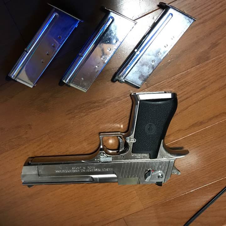 デザートイーグル