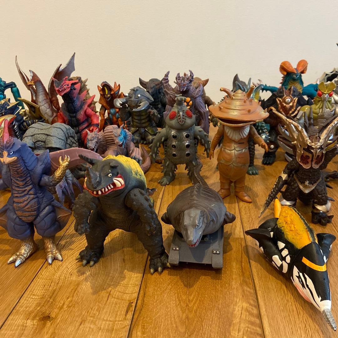 ウルトラマン怪獣　ソフビ　48体まとめ売り