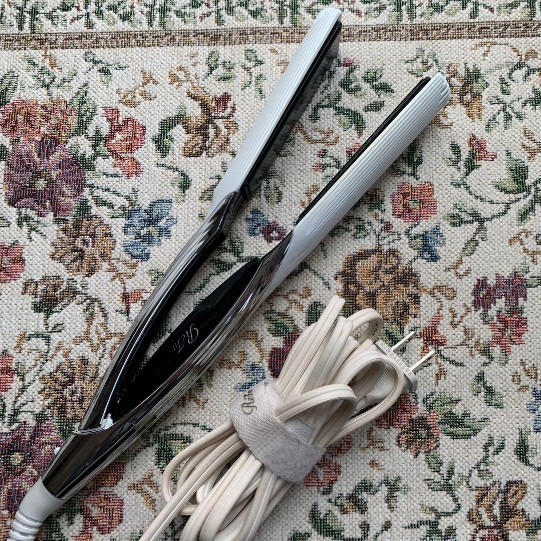 ⭐︎⭐︎5日間限定SALE⭐︎⭐︎ Refa ホワイトストレートヘアアイロン セラミック