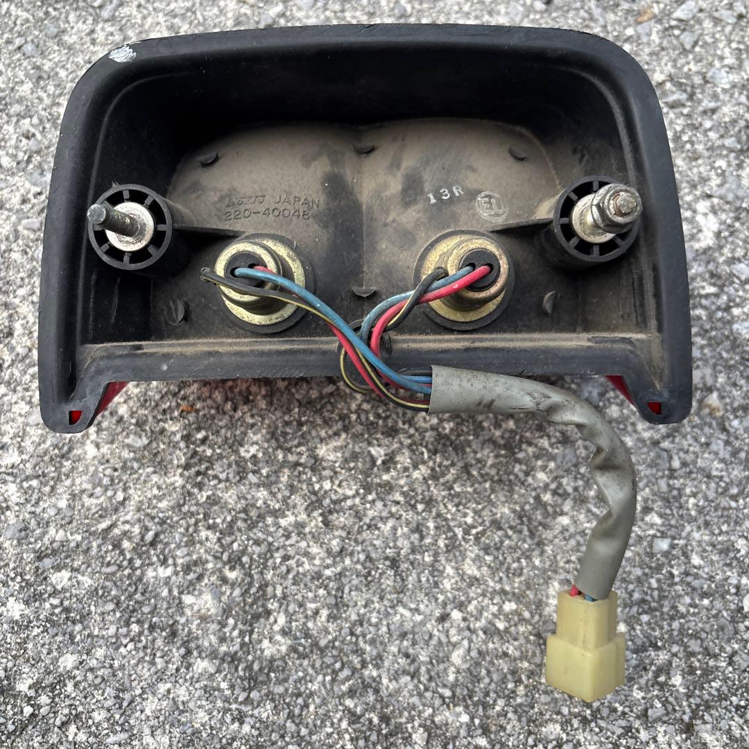 ゼファー400 純正テールランプ