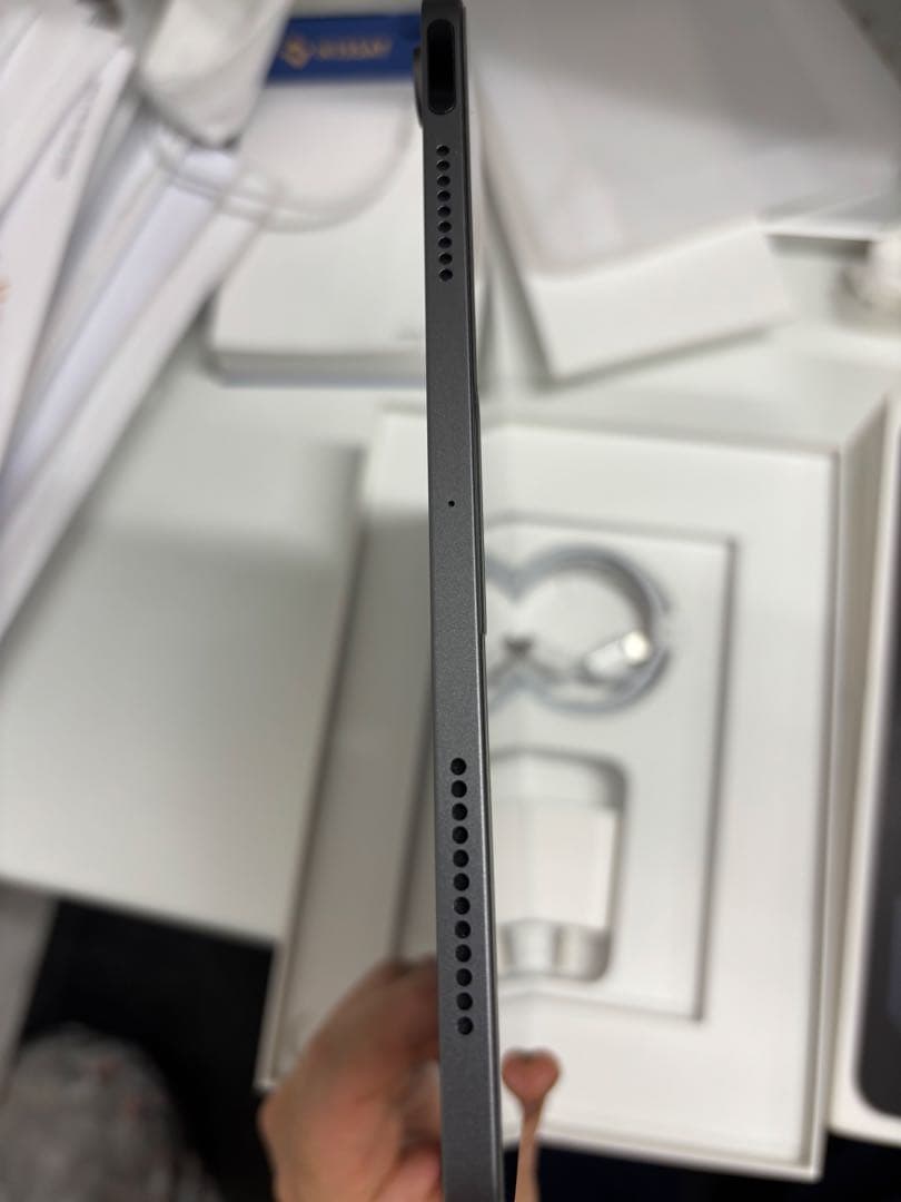 Apple iPad Air 第5世代スペースグレー 本体