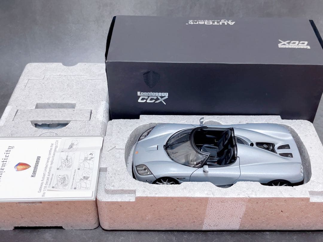 オートアート 1/18 ケーニグセグ CCX