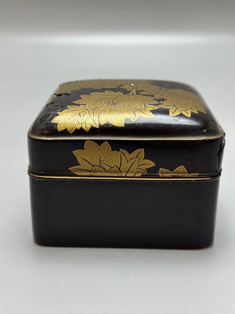 時代 紅葉 蒔絵 四方 蓋物