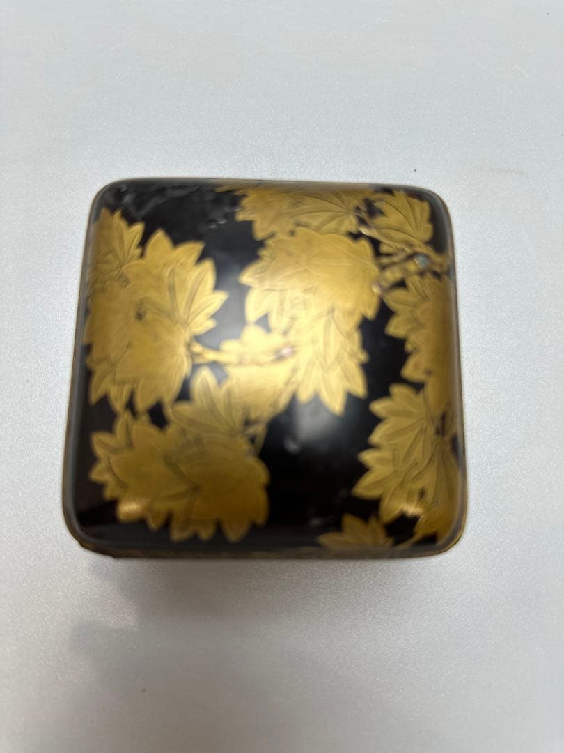 時代 紅葉 蒔絵 四方 蓋物