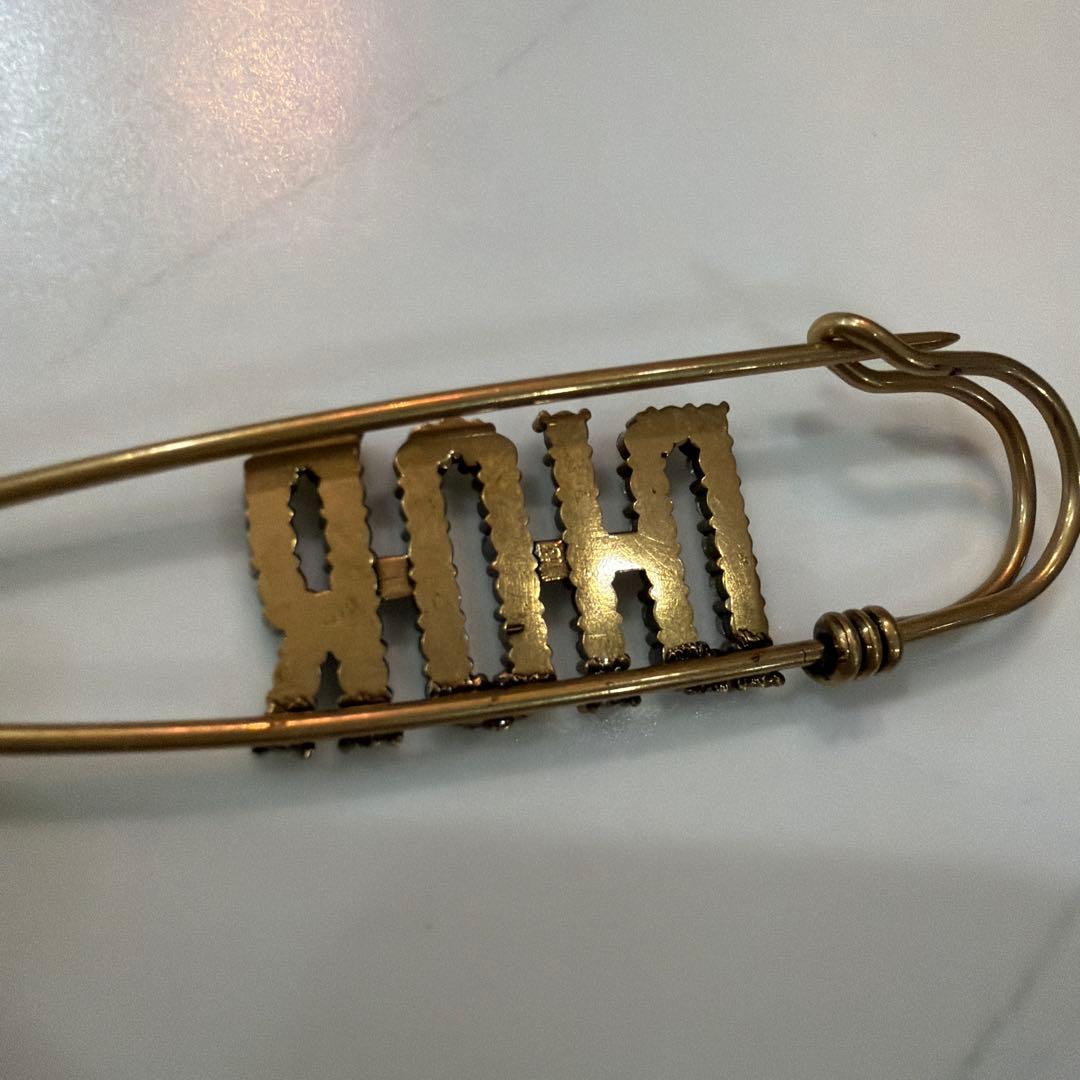 クリスチャンディオール　ブローチ　百貨店購入品