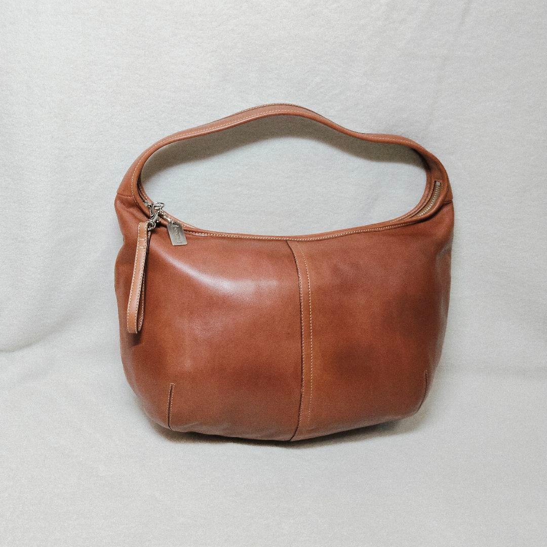 COACH コーチ ショルダーバッグ ハーフムーン レザー ワンショルダー