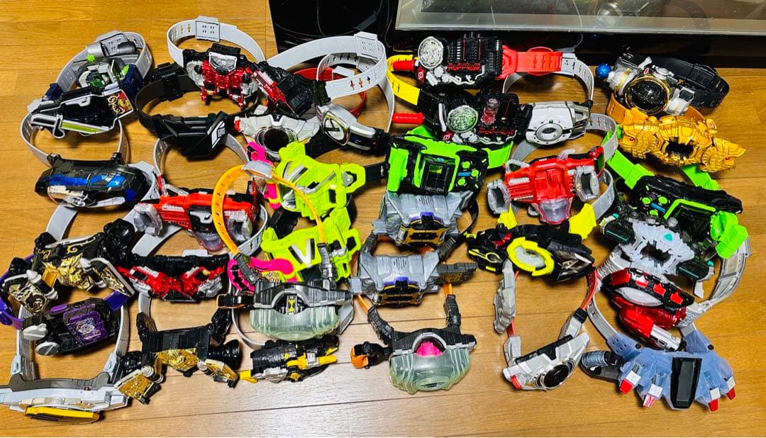 仮面ライダーベルト　セイバーGPロックシード　GPフルボトルなど250個以上山売