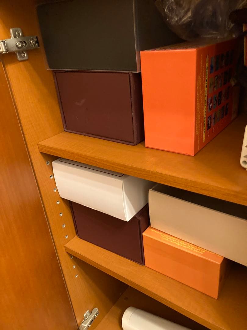 チェスト　キャビネット　木製　ボード　本箱