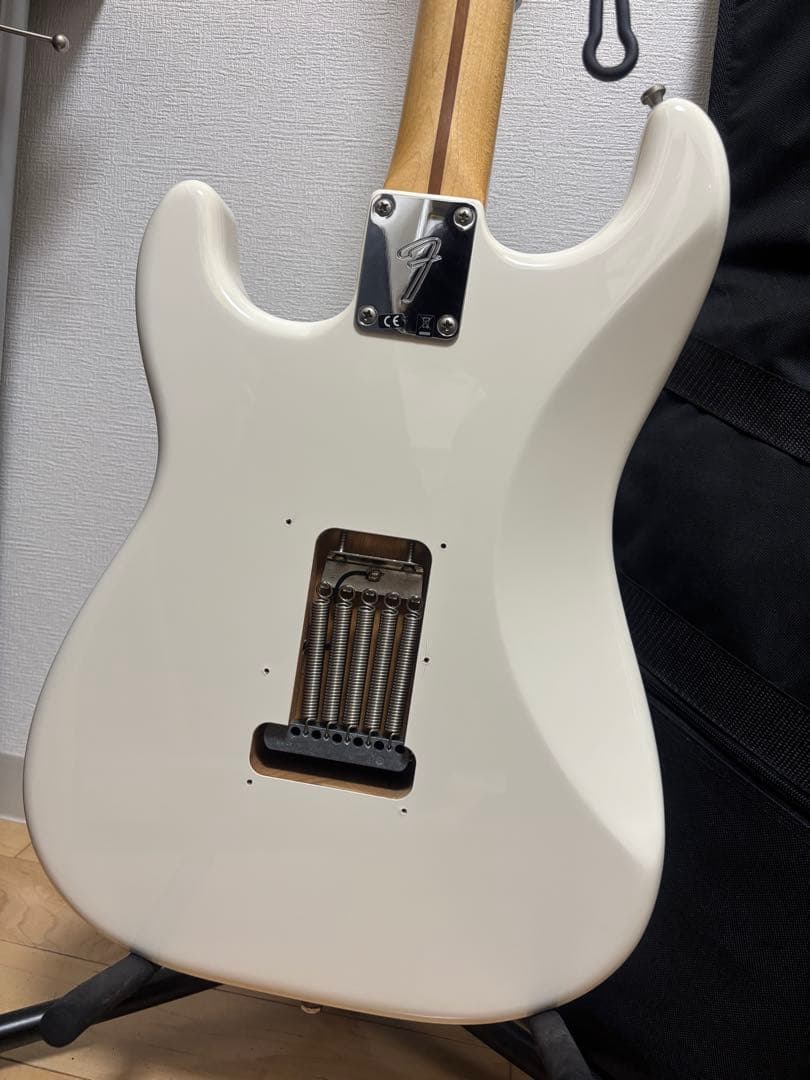 Fender Stratocaster ホワイト ギターケース付き