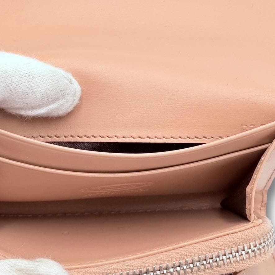 【極美品❣️箱付】TOD'S/二つ折り財布/ピンクベージュ/コンパクト/ダブルT