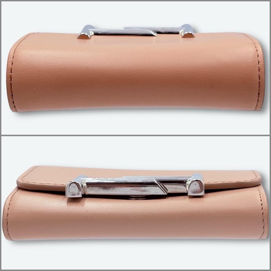 【極美品❣️箱付】TOD'S/二つ折り財布/ピンクベージュ/コンパクト/ダブルT